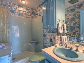 Casa de banho retro e acessórios de casa de banho