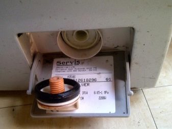 Filtro de desagüe para lavadora bajo cubierta