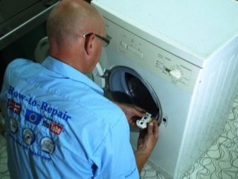 Skalbimo mašinos durelės neužsirakina - suremontuokite durelių užraktą