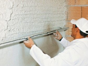 Putsning av gipsbaserad gips