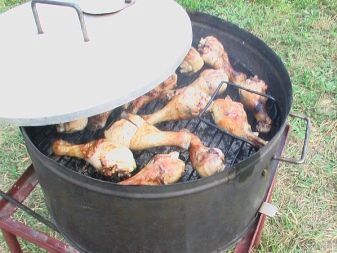 Griglia a carbone per una vecchia lavatrice