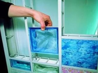 монтаж на стъклени блокове