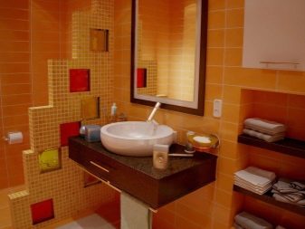 използване на различни по цвят стъклени блокове