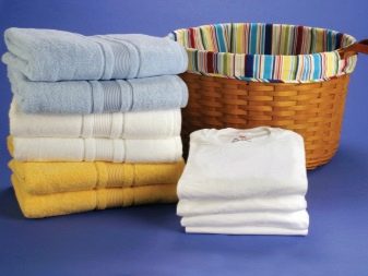 prádlo vyprané v režimu snadného žehlení