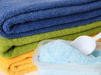 Prádlo vyprané v pračce Indesit