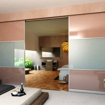 Liukuovet ulosvedettävällä järjestelmällä