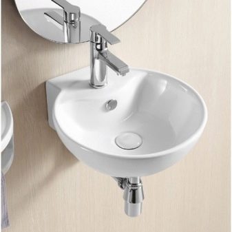 Lavello a parete in porcellana