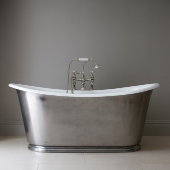 Bañera de hierro fundido