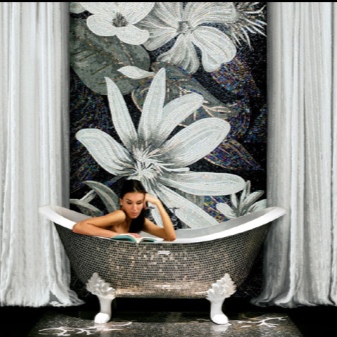 Kylpyhuoneen suunnittelu mosaiikkipaneelilla