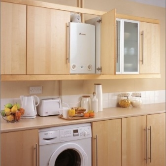 Gas nell'armadio della cucina