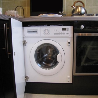 sisäänrakennetun koneen asennus