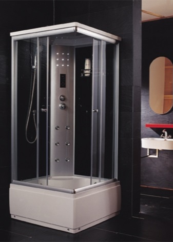 Installation option of rectangular shower cabin