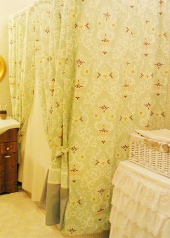 Rideaux de douche fermés en tissu 