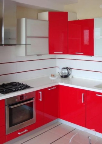 Plynový reproduktor Junkers v kuchyni