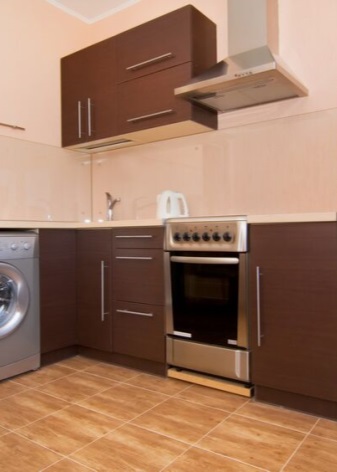 sisseehitatud kitsas pesumasin