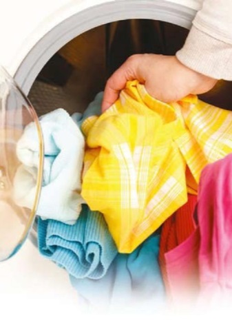 Vkládání prádla do pračky