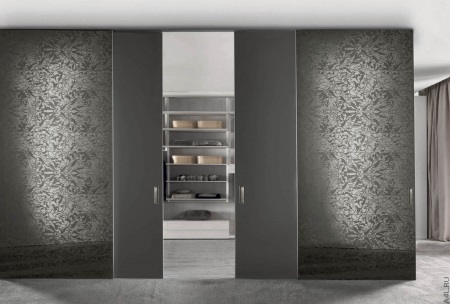 Врати за баня