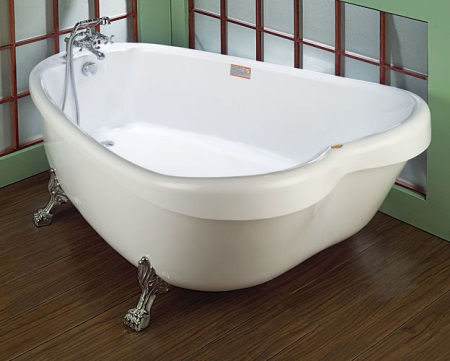 Vasca da bagno a forma di cuore