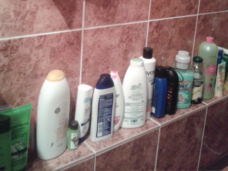 Raft cu gresie ceramică