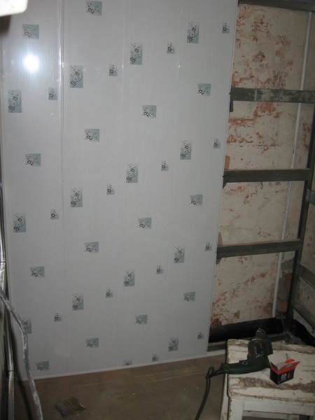 Instalace s příhradovými vazníky