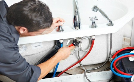 монтаж на кран за баня