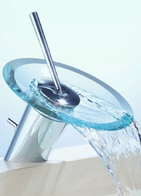 Yhden vivun kylpyhuonehana