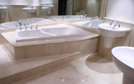 Prenovljena kopalnica