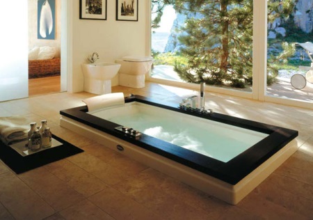 Badkar med jämnt golv