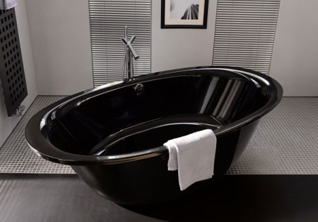 Badkaret av stål