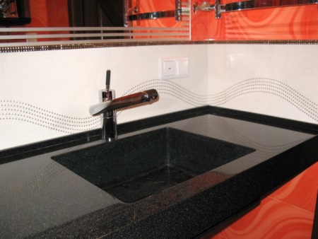 Bänkskivor av konstgjord sten