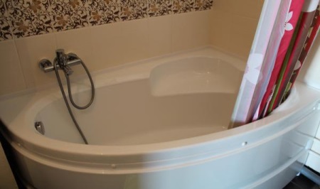 サグラバスタブ