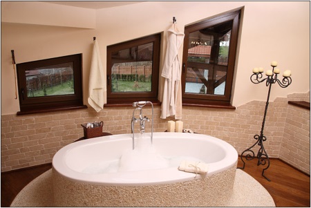 Okno nenavadne oblike