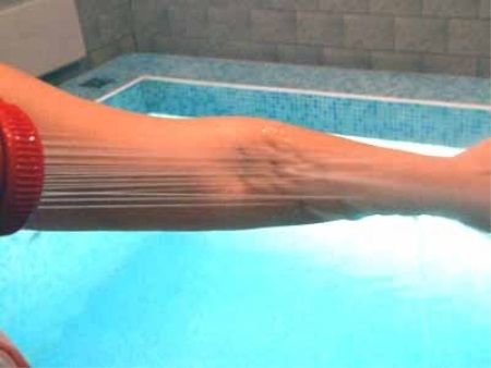 Душ Алексиев