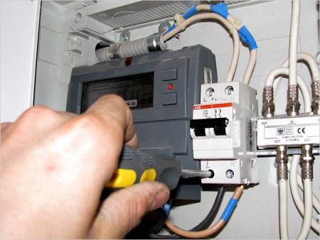 Electrical connection