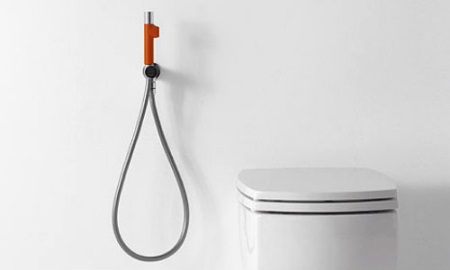 Piilotettu käsisuihku