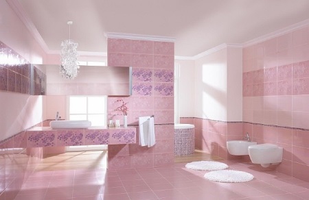 Nežno roza kopalnica