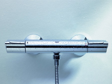 Den elektroniska termostaten från Grohe