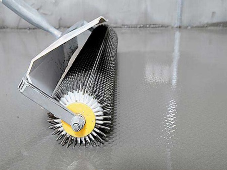 Samonivelirni estrih v kopalnici