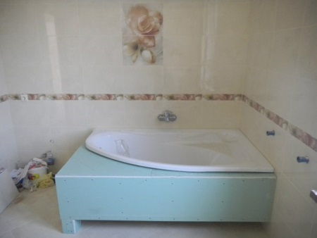 Cadru de baie din gips-carton