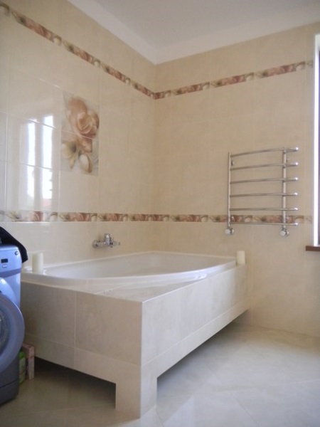 Cadru de baie finisat din gips-carton