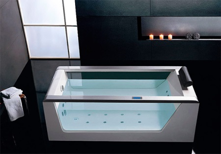 Μπανιέρα υδρομασάζ με γυάλινο πάνελ