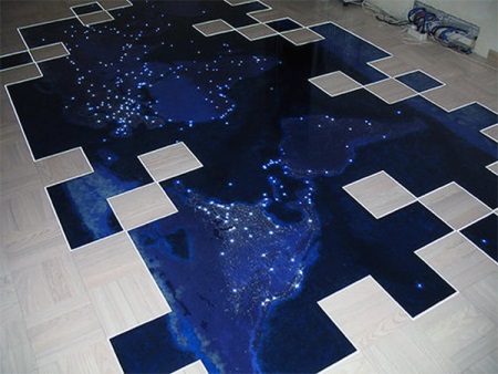 Vloer met driedimensionale tekening van een wereldkaart