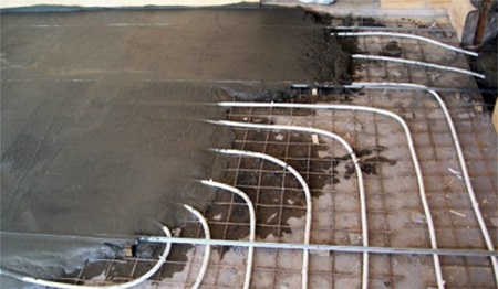 Șapă și încălzire prin pardoseală în baie