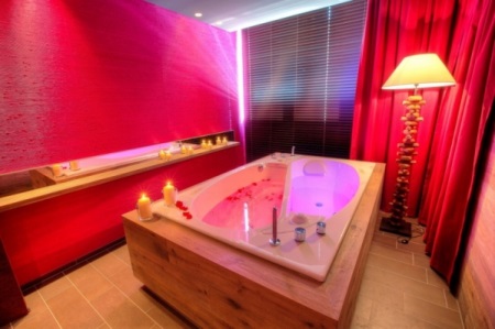 vonia dviem asmenims