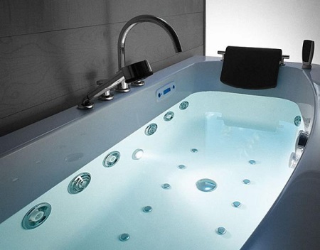 Италианска хидромасажна вана