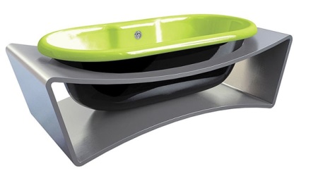 Η μπανιέρα Oxame σε ειδικό στήριγμα