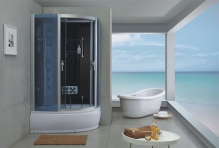 Brusekabine med høj bakke i hjørnet