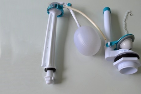 Pagrindiniai tualeto nuleidimo mechanizmai