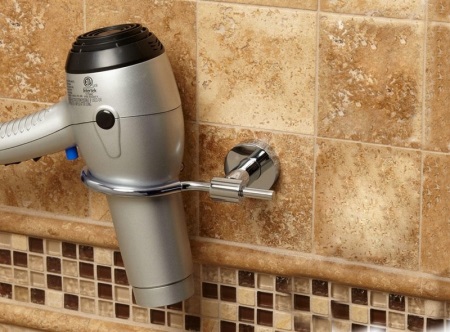 Soporte para secador de pelo para el baño