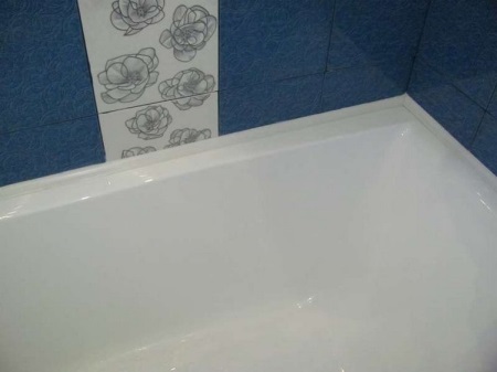 Fördelar med plasthörn för badet